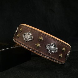 The "Aztec" brown collar
