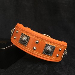 The "Eros" brown collar